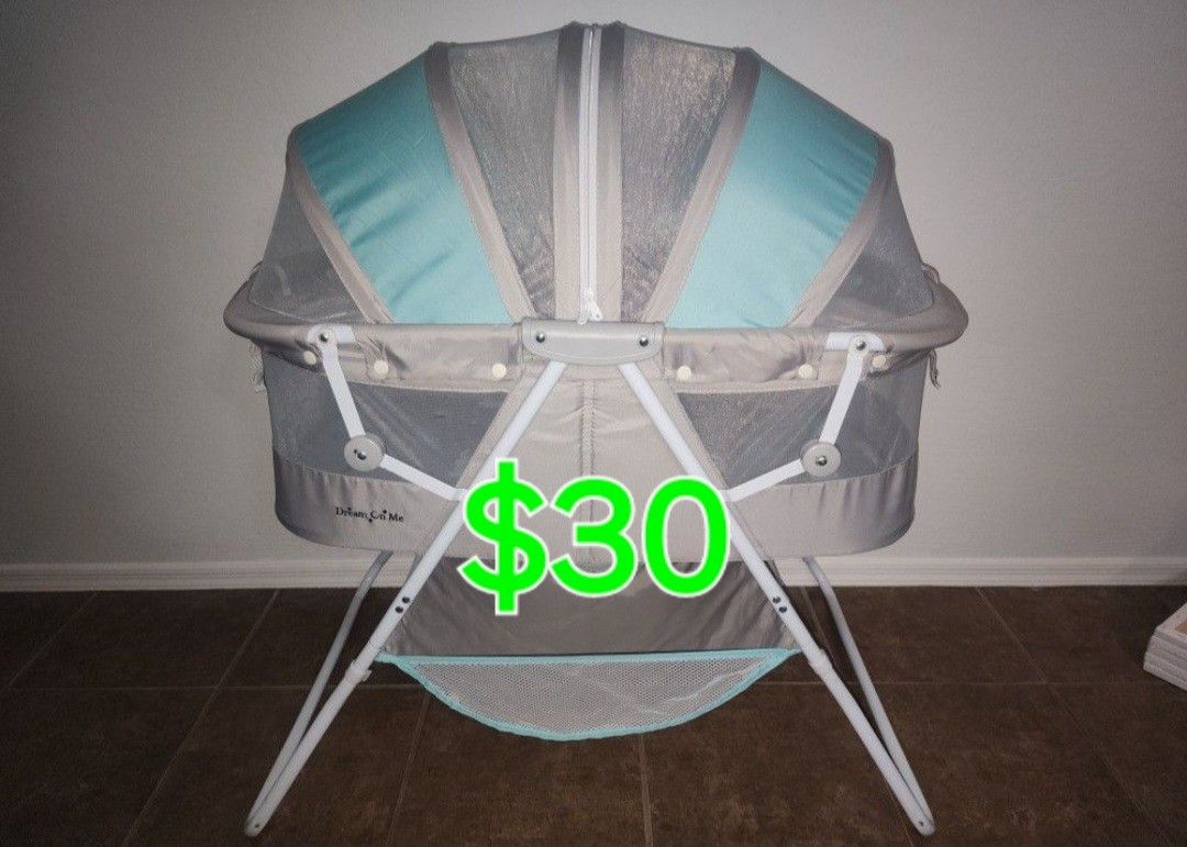 Karley Travel Bassinet Crib With Carrying Case