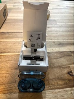 Sony WF-C710N wireless noise canceling earbuds new!