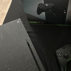 Used Xbox X Galaxy Black 2tb with The Box With Xbox S Series Digital 