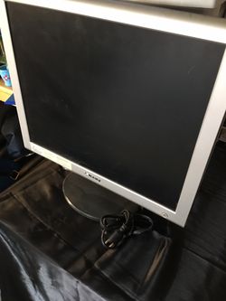 19” Gateway computer monitor