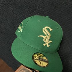 7 1/8 Fitted White Sox Hat 