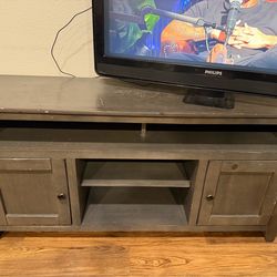 Entertainment center 58 x 17 x 28