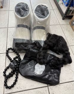 Skeleton Halloween Accessories (For a 12 Feet Skeleton)