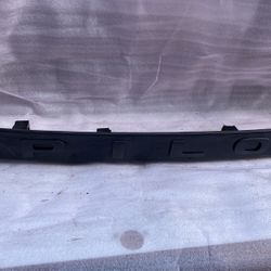 2024 Pilot Tail Gate Trim