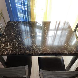 Table And 4 Pc Chair 