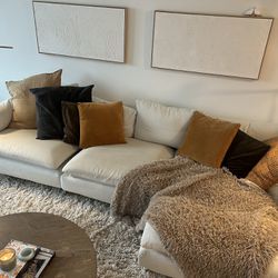 White Couch IKEA Soderhamn 
