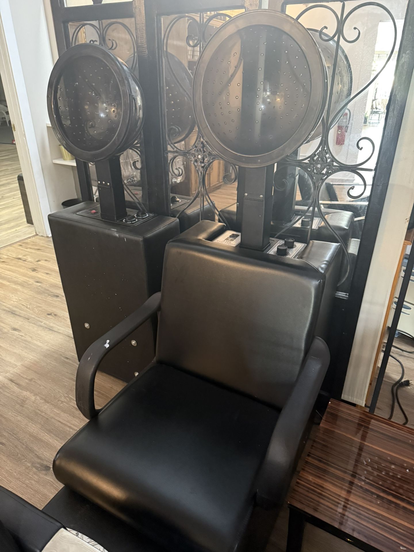 Hair Salon Chairs & shampoo Bowls