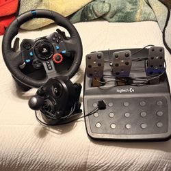 Logitech G29 Steering wheel