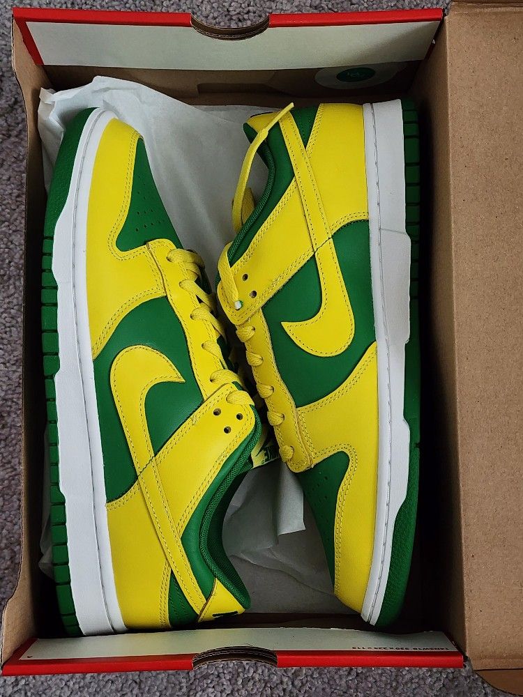 Nike Dunk Low Reverse Brazil Size 10.5mens