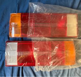 BMW E 30 tail lights
