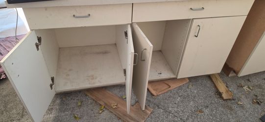 Cabinet Unit with Drawers