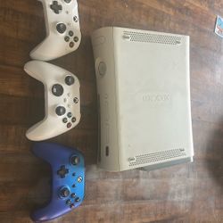 X Box 360 With 3 Remotes