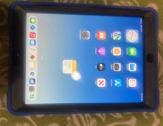 Ipad       10.2 “