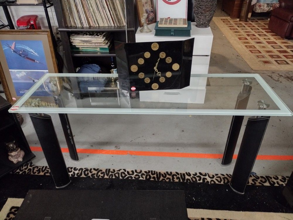 Excellent Modern Tempered Glass Sofa Table / Foyer Table
