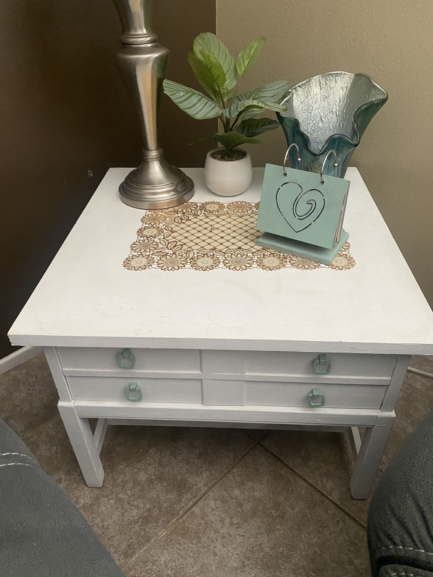 Wood Table And Decoration End Table