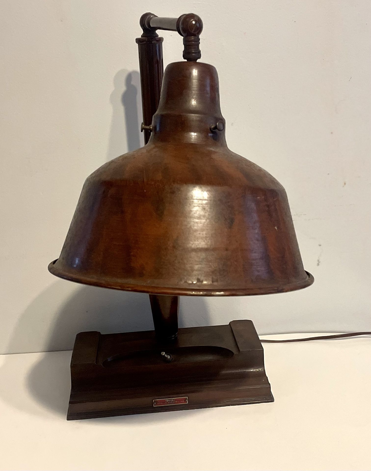 Vintage, Apollo Electric Co. Jeweler's Lamp, Desk Lamp, with Faux Wood Grain, made in Chicago