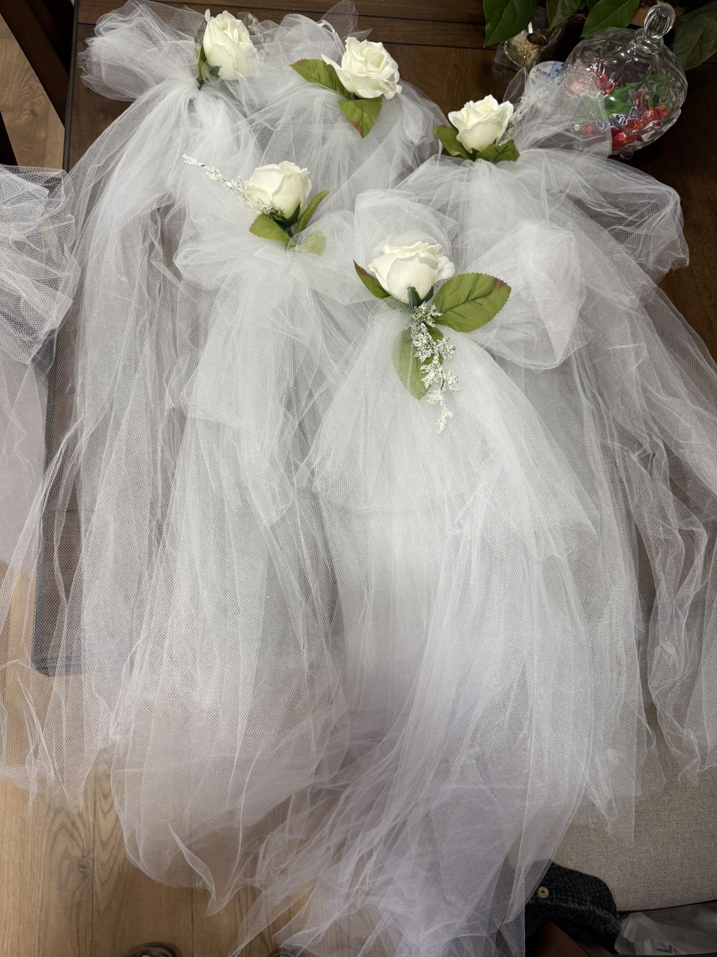 Aisle chair decor