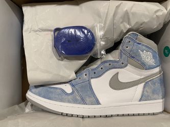 Air Jordan 1 AJ1 Hyper Royal Size 10.5