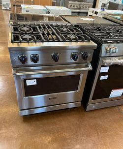 Viking gas stove 30 inch wide slide in