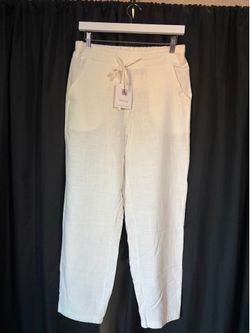 NEW whiten linen pants. Medium