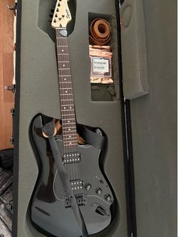 Squier Electric Guitar Black with Hard Case