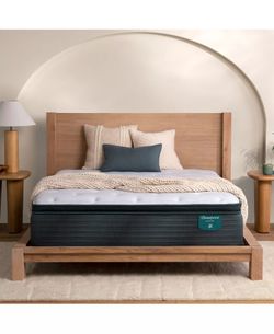 Pillow-Top Full Size Mattress - Beautyrest Beachfront Bay 13"