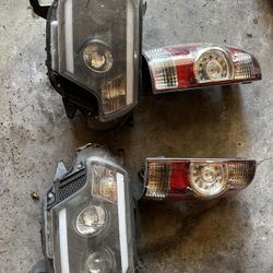 Spyder LED Headlights And Stock Taillights For 2nd Gen Tacoma