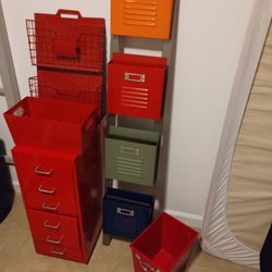 Kids Desk Metal Organizers