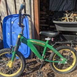 John Deer Bicycle kids
