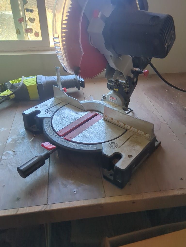 Craftsman 10" Compact Saw