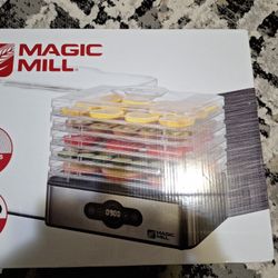 Magic Mill Food Dehydrator MFD-5000. New