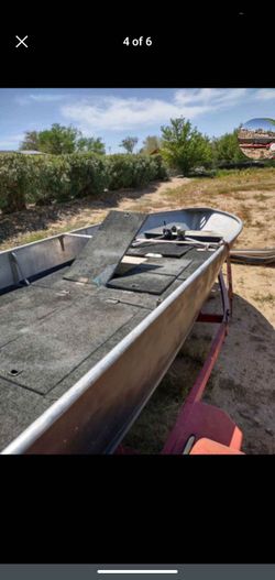 Aluminum Fishing Boat