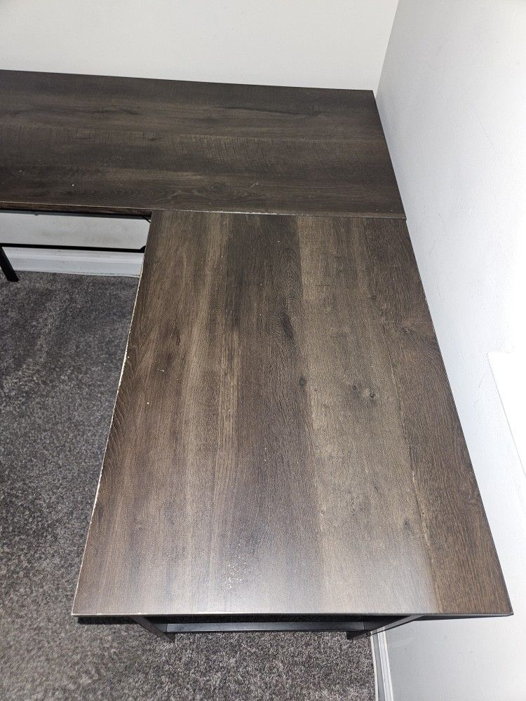 L Shaped Desk 