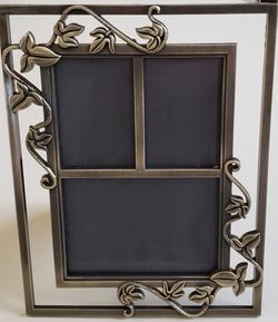 Metal pictures frame