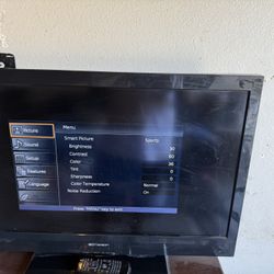 EMERSON 32 INCH TV
