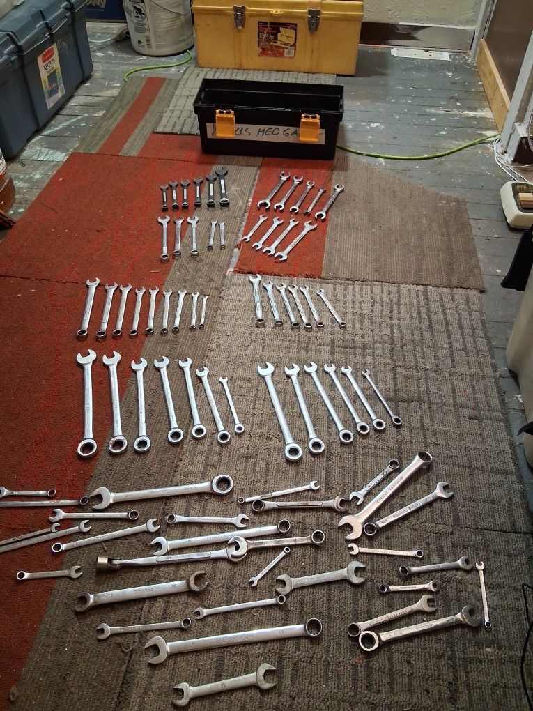 Wrenches With Box