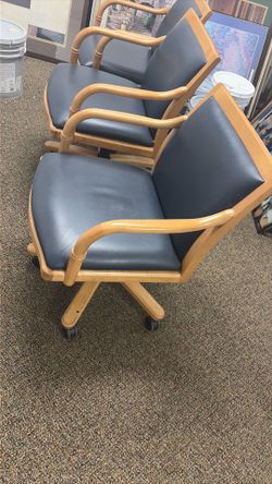 Office chairs (3)