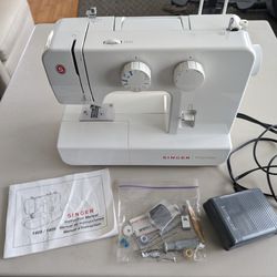 Singer Promise Sewing Machine Model 1409 - Excellent