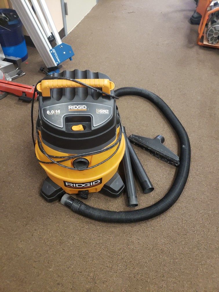 Ridgid 14 Gallon 6 HP Wet Dry Vacuum WD14500