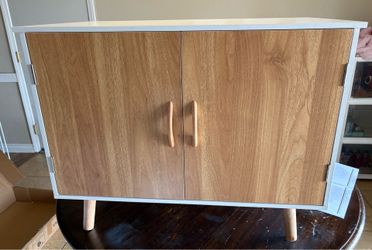 Cat litter box
