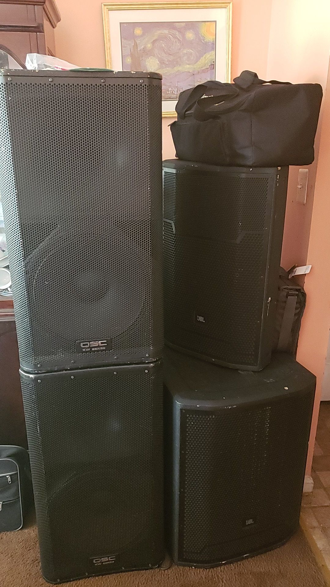 2 QSC KW152 P0WER SPEAKERS 2 JBL PRX715 POWER SPEAKERS AND 1 SUBWOOFER JBL PRX718XLF