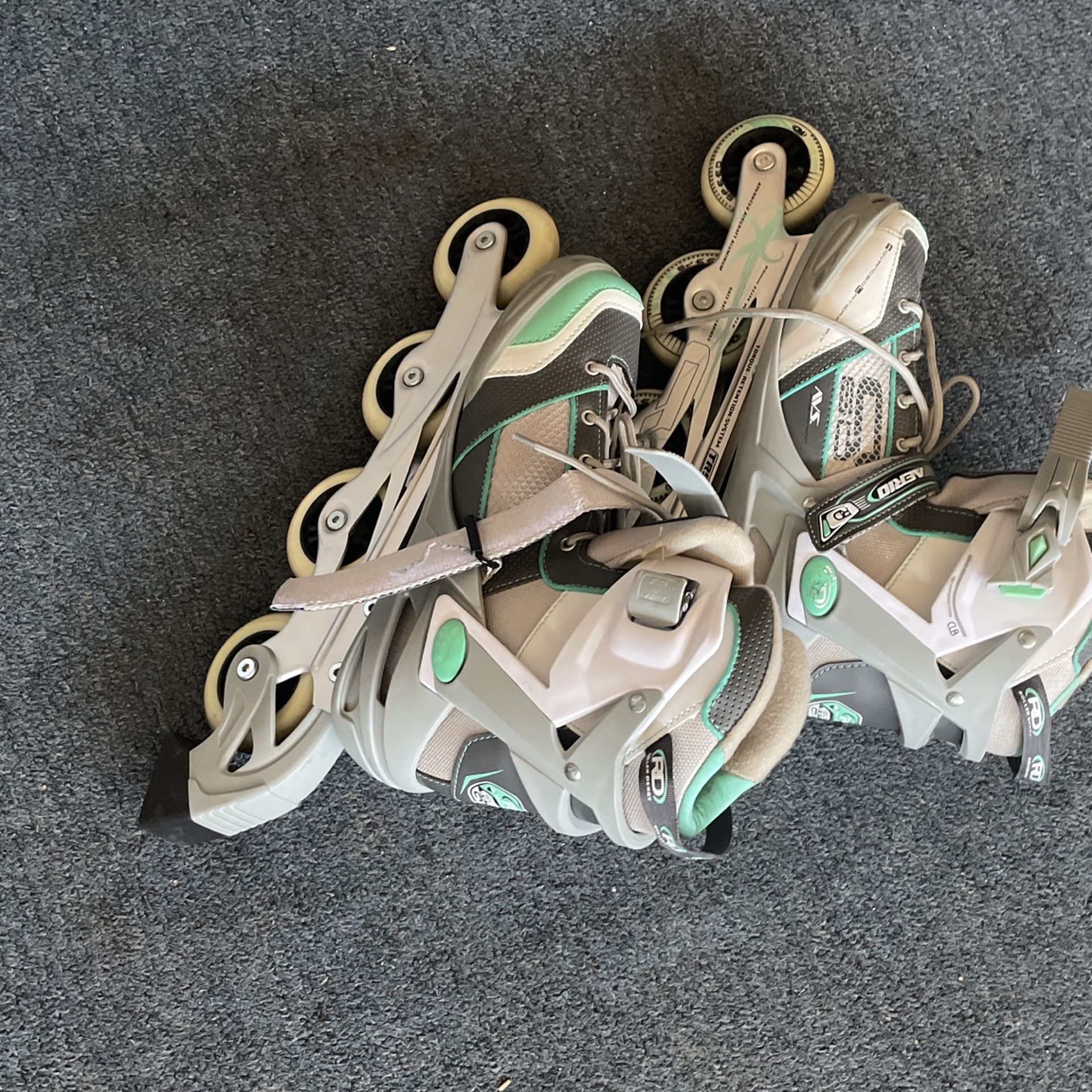 Women’s Rollerblades