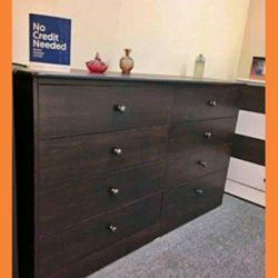 8 drawers dresser / Eight drawers dresser / Cajonera / Comoda
