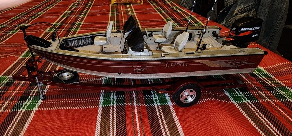 Creative Masters/Danbury Mint Die Cast 2001 Lund 2025 Pro Magnum Tournament Boat