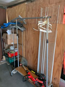Freestanding Garment Clothing Rack with Hangers