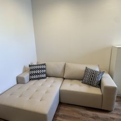 L Shaped Leather Couch 