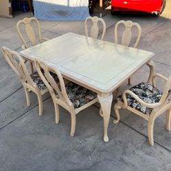 Table & chairs