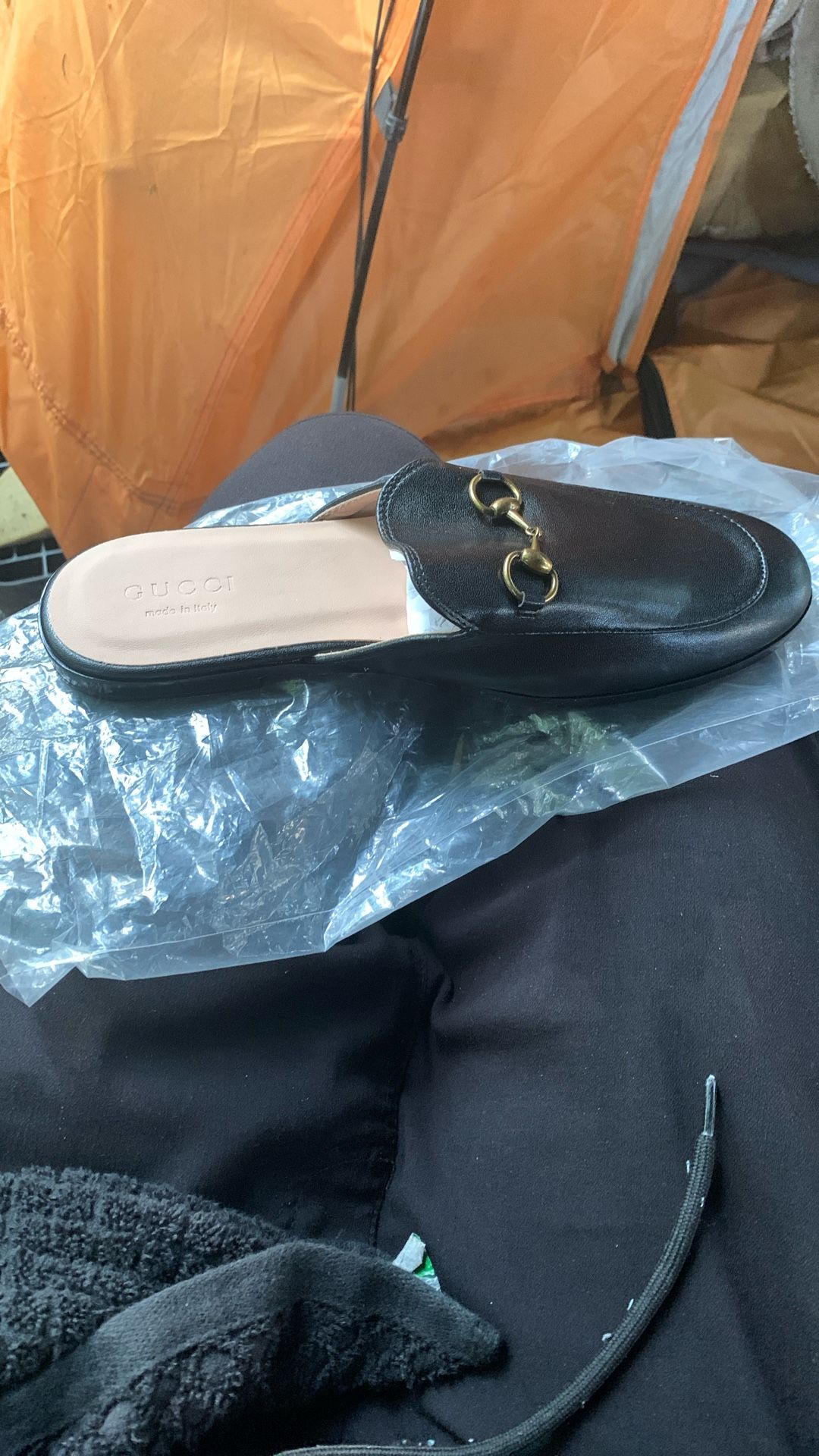 Brand New Official Gucci Shoes Size 6.