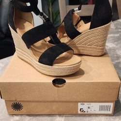 Sandals UGG