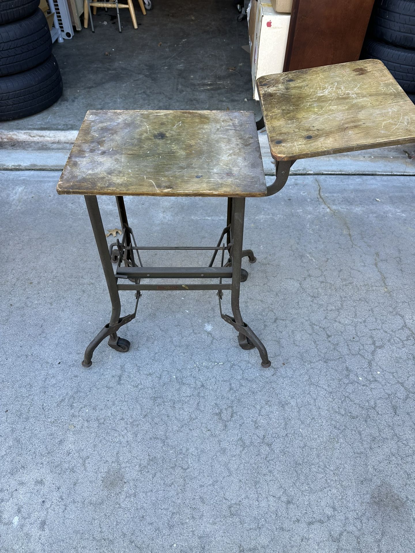 antique typing Desk